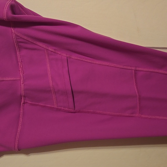 Pink LifeSky Leggings with pockets. Size Small - Picture 3 of 5